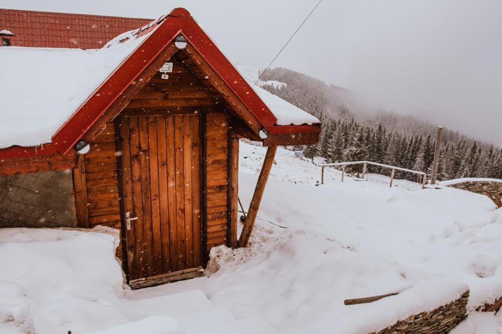 Piatra Rancii Hotell Ranca Exteriör bild