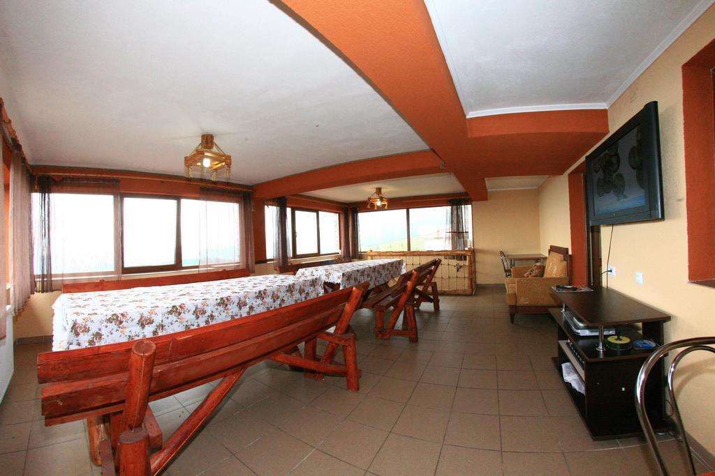 Piatra Rancii Hotell Ranca Exteriör bild