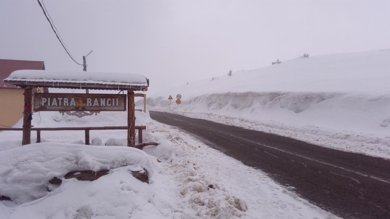 Piatra Rancii Hotell Ranca Exteriör bild