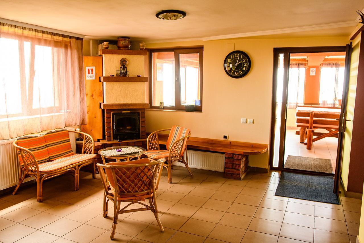 Piatra Rancii Hotell Ranca Exteriör bild